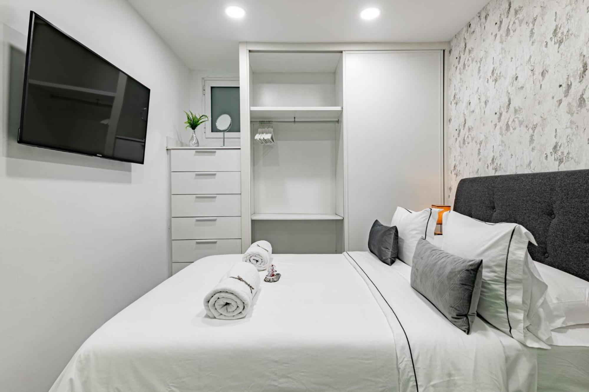 Modern Loft Near Puerta Del Sol Apartment Madrid Exterior photo