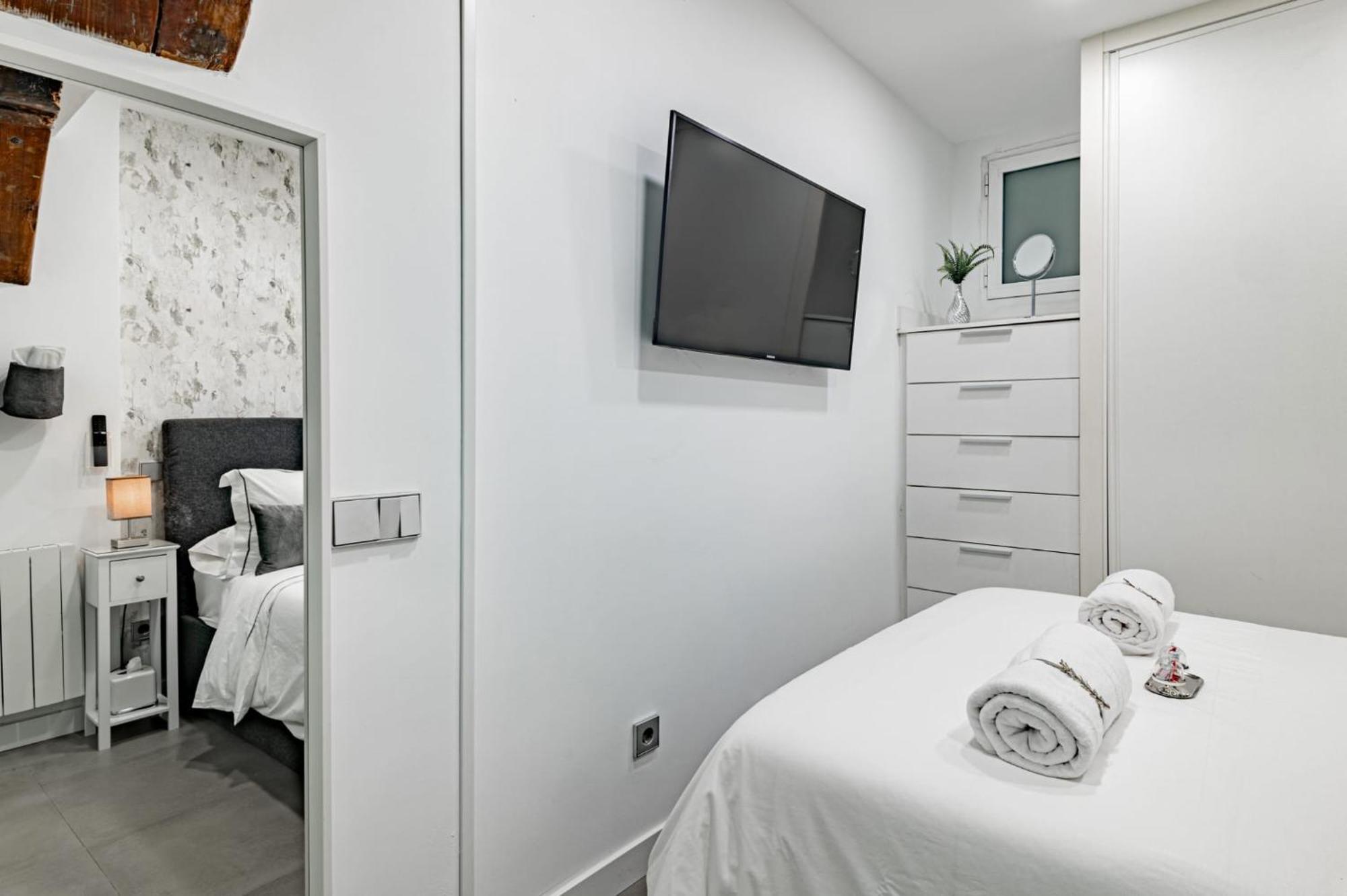 Modern Loft Near Puerta Del Sol Apartment Madrid Exterior photo